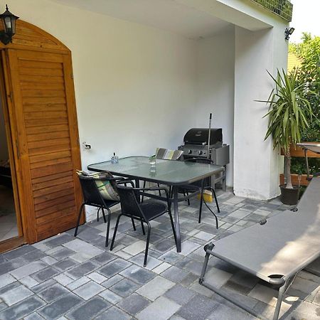 Parraghegy Apartman Villa Zalaszanto Luaran gambar