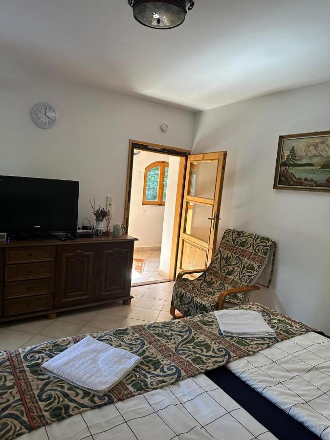 Parraghegy Apartman Villa Zalaszanto Luaran gambar