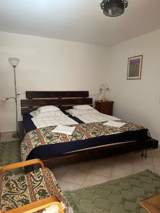 Parraghegy Apartman Villa Zalaszanto Luaran gambar